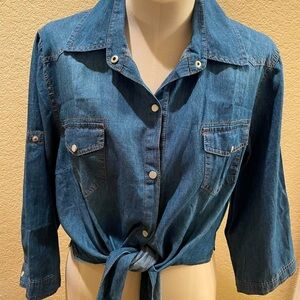 Cropped lightweight Denim Shirt NWT